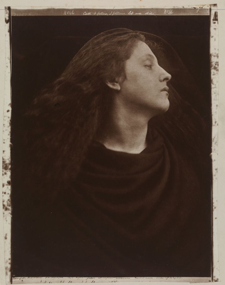 Julia Margaret Cameron  Call, I Follow, I Follow, Let Me Die! [Appelle et je viens, je viens ! Laissez-moi mourir], 1867 Tirage au charbon